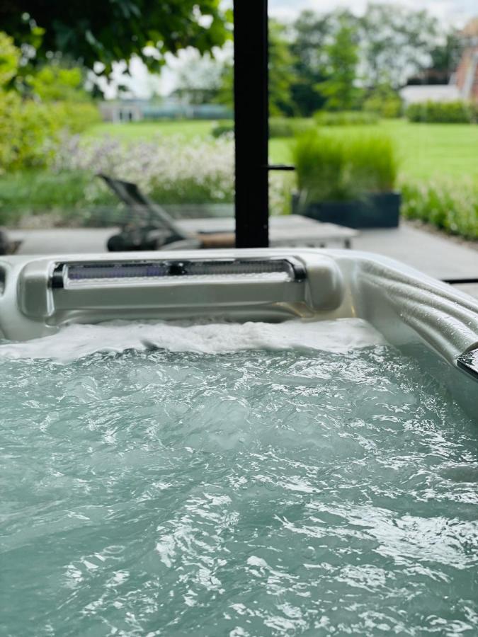メレルベーケ Lit De Clemot Bed & Breakfast エクステリア 写真