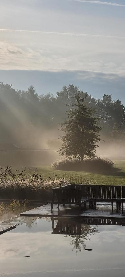 メレルベーケ Lit De Clemot Bed & Breakfast エクステリア 写真